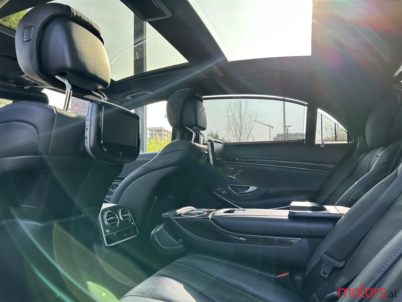 2015' Mercedes-Benz S 350 photo #4