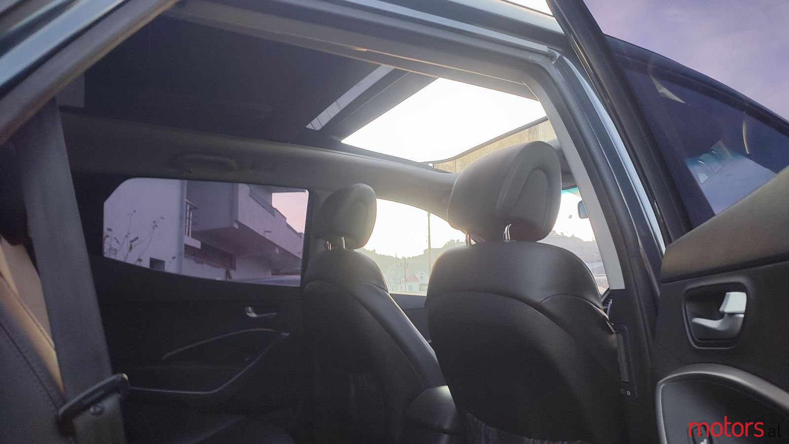 2013' Hyundai Santa Fe photo #6