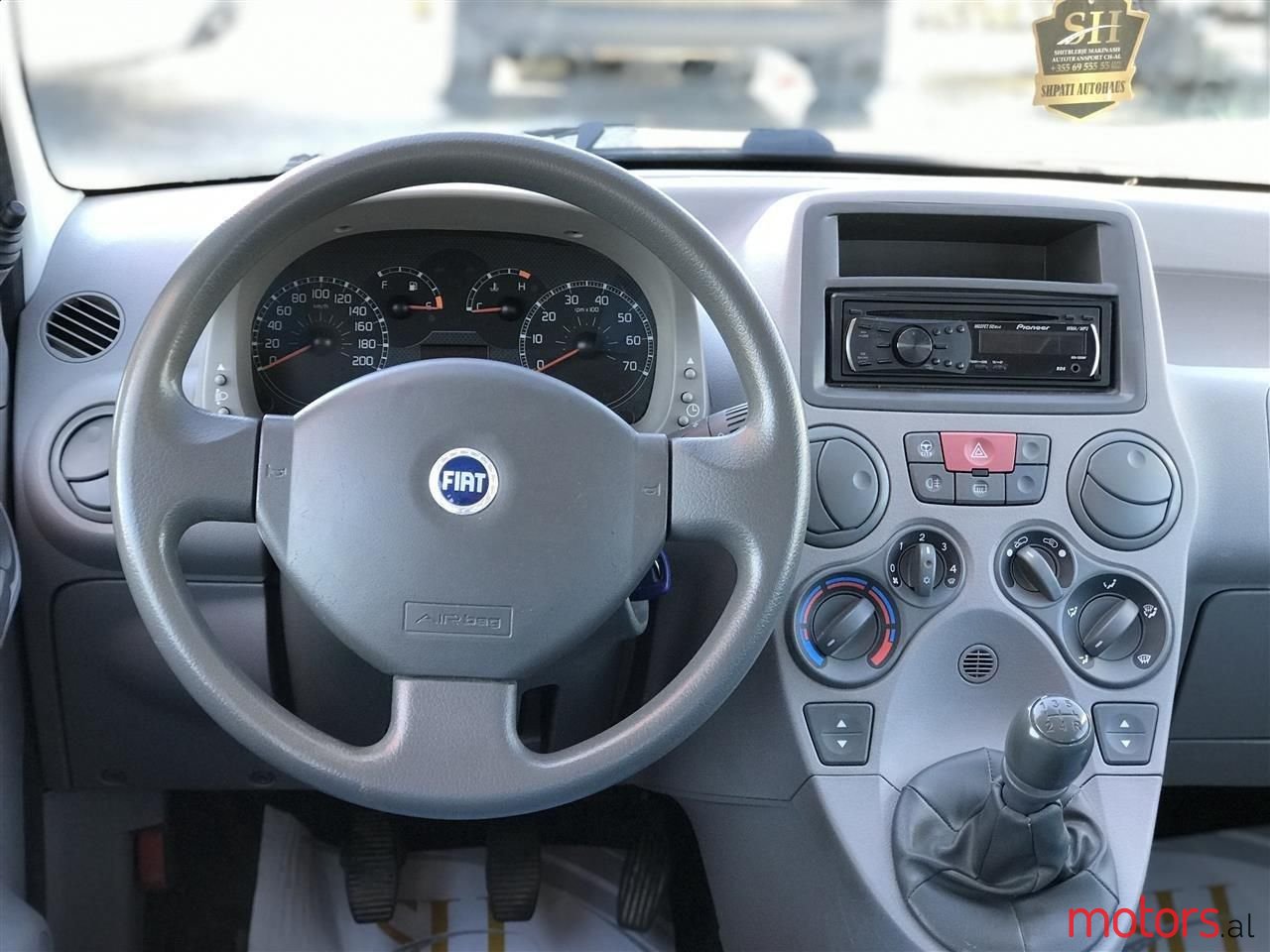 2005' Fiat Panda photo #3