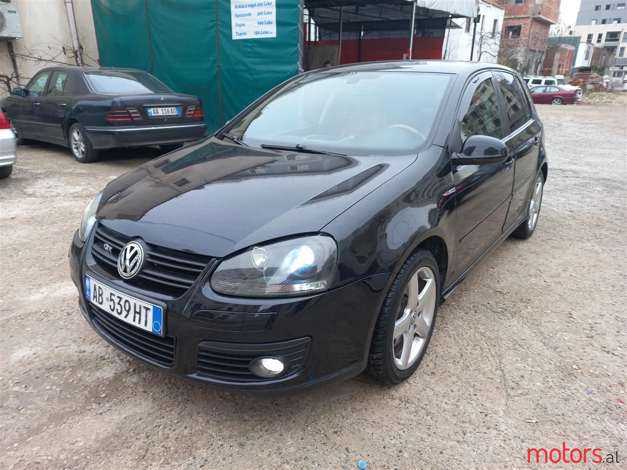 2006' Volkswagen Golf photo #1