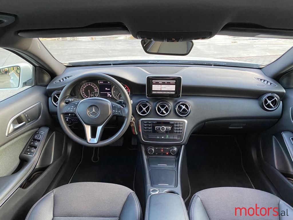 2013' Mercedes-Benz A 200 photo #6