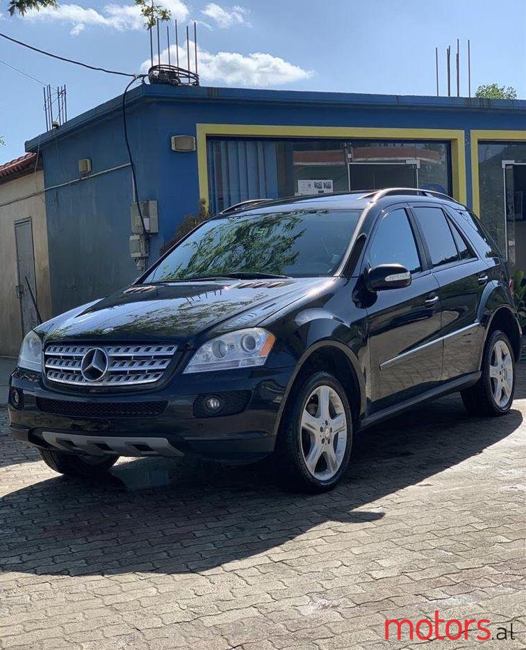2008' Mercedes-Benz ML 320 photo #1