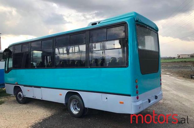 2000' Iveco photo #2