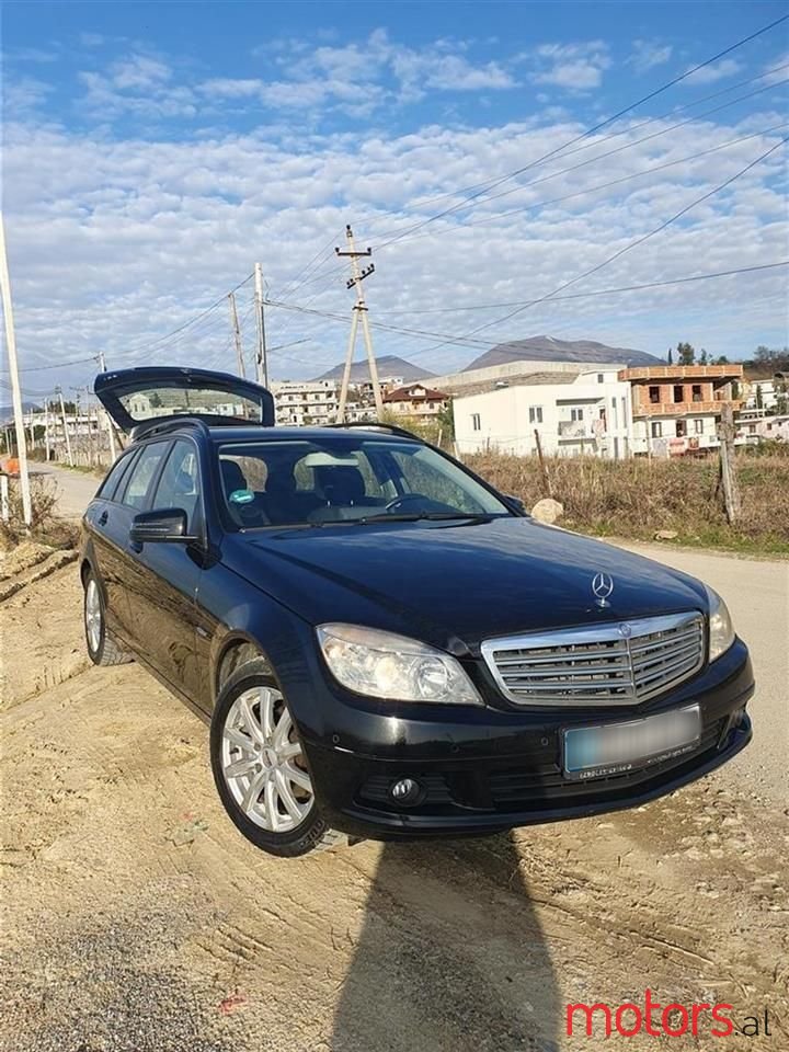 2011' Mercedes-Benz C 200 photo #1