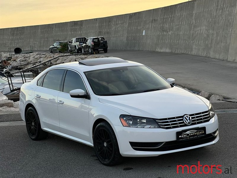 2014' Volkswagen Passat photo #2