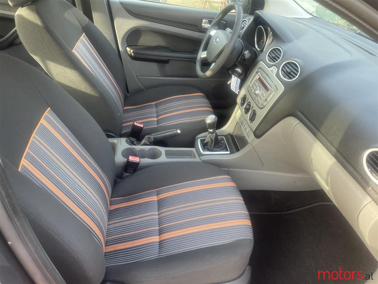 2008' Ford Focus photo #2