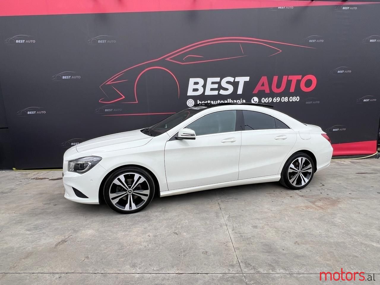 2014' Mercedes-Benz CLA 200 photo #2