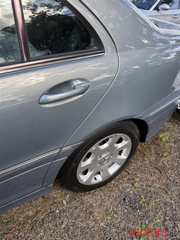 2007' Mercedes-Benz C 180 photo #2