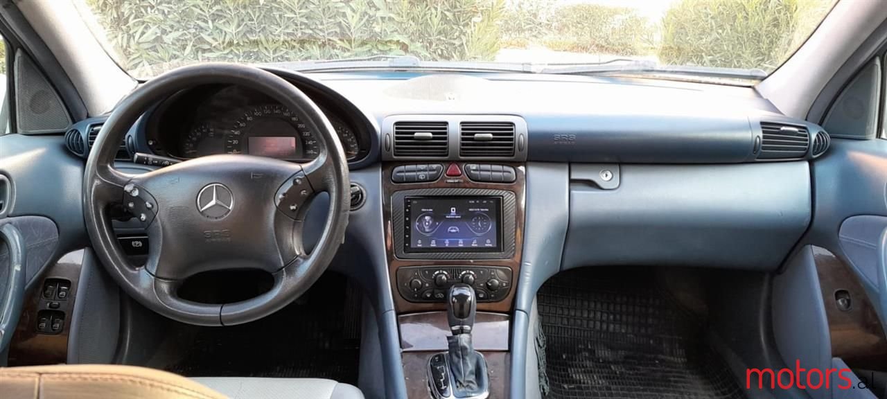 2002' Mercedes-Benz C 220 photo #2