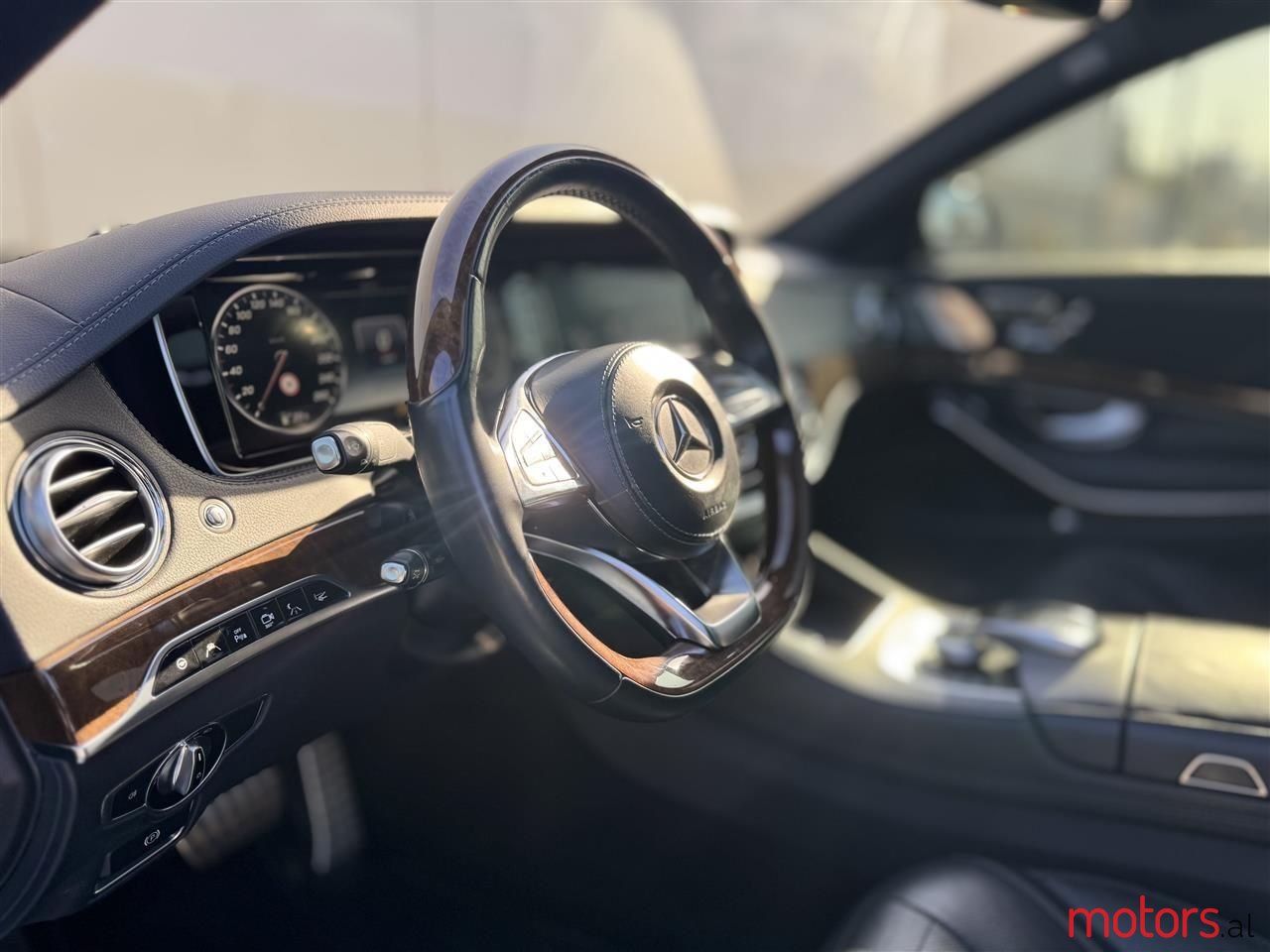 2015' Mercedes-Benz S 500 photo #4