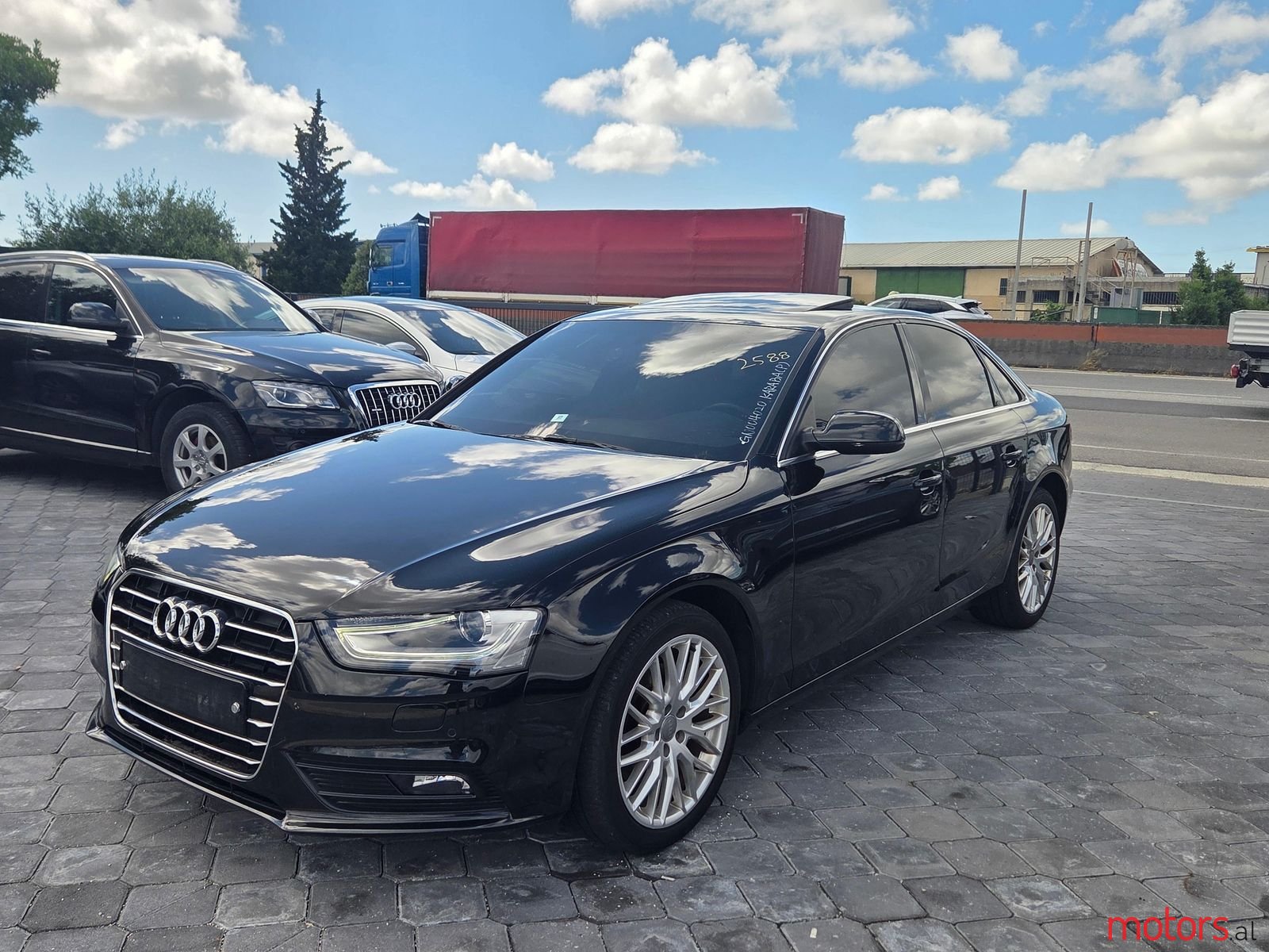 2016' Audi A4 photo #3