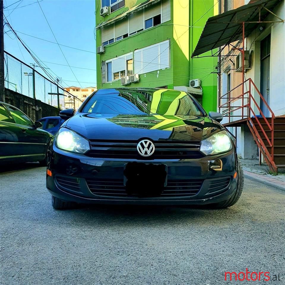 2014' Volkswagen Golf photo #1