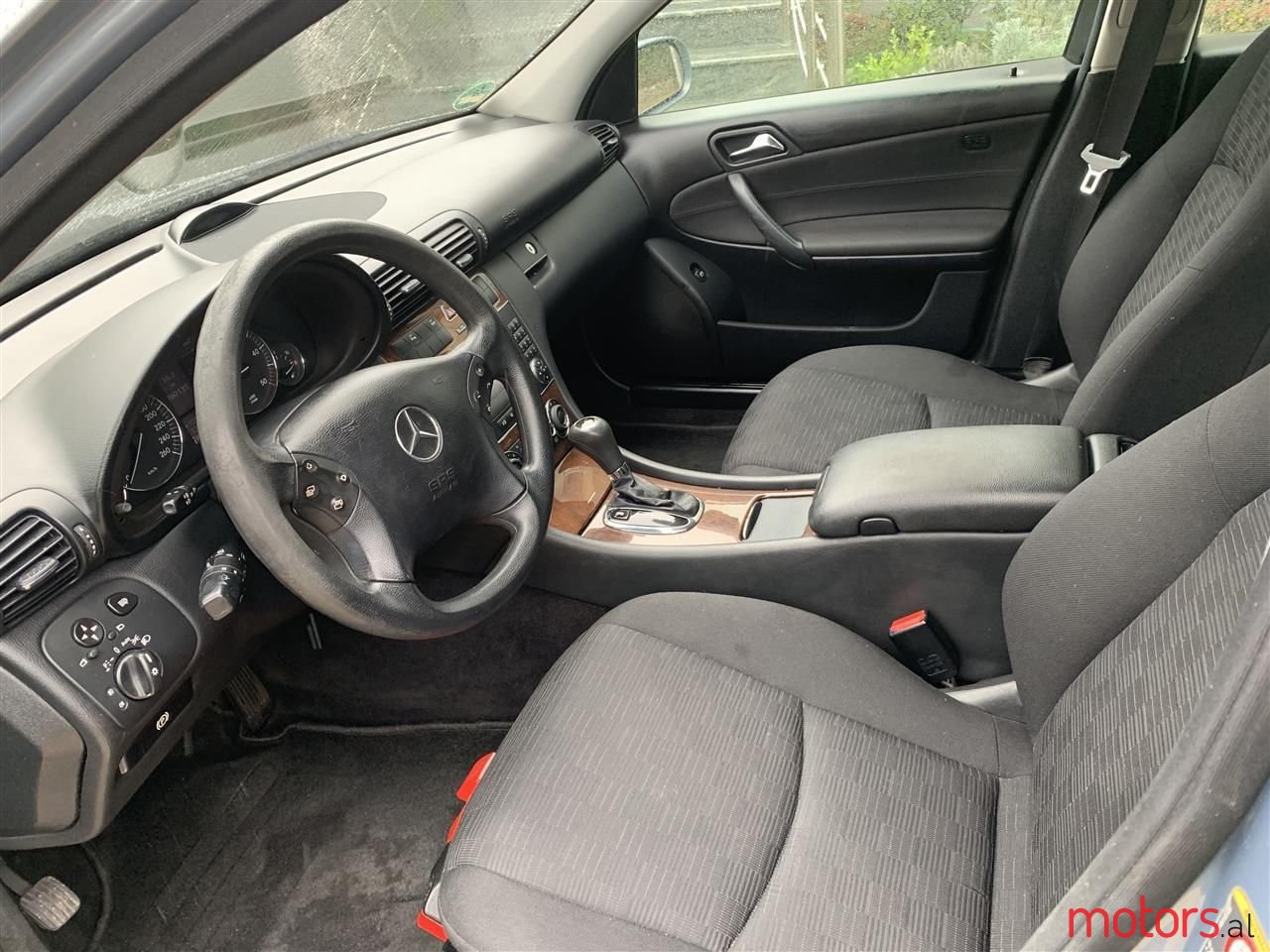 2005' Mercedes-Benz C 200 photo #5