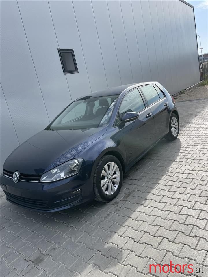 2015' Volkswagen Golf photo #5