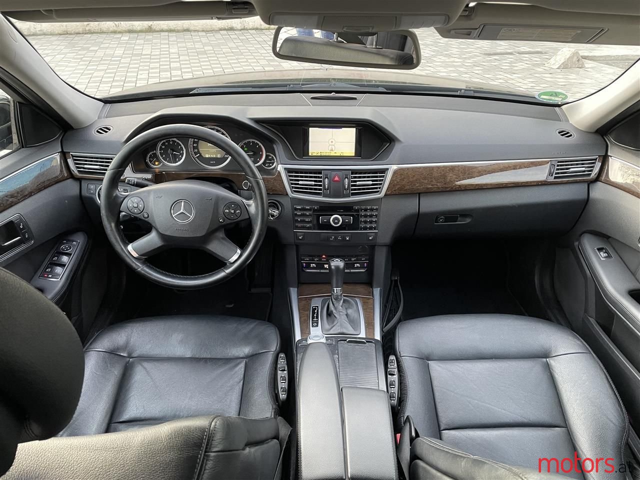 2010' Mercedes-Benz E 220 photo #4