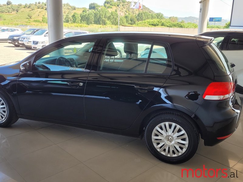 2012' Volkswagen Golf photo #7
