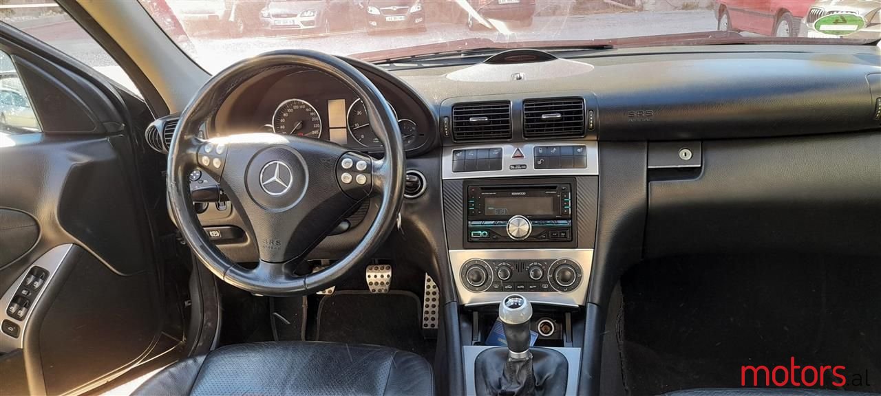 2004' Mercedes-Benz C 200 photo #2