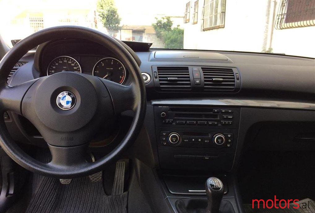 2008' BMW 118 photo #1