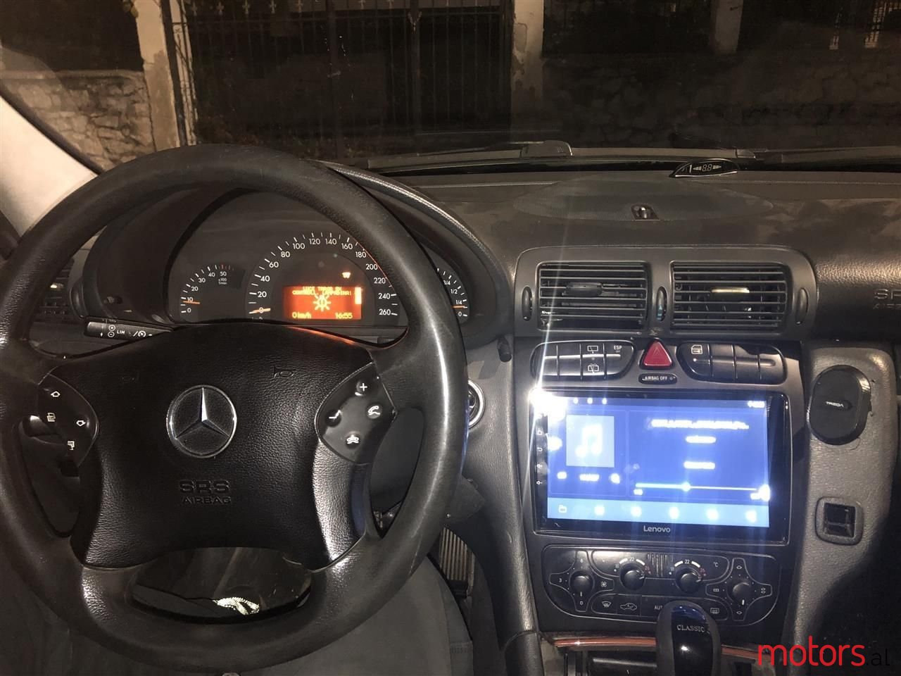 2002' Mercedes-Benz C 220 photo #2