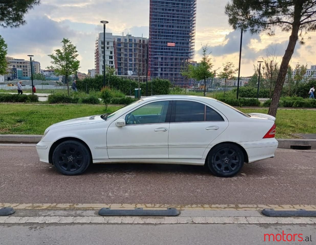 2006' Mercedes-Benz C 230 photo #3