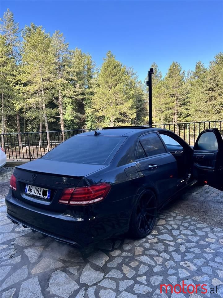 2015' Mercedes-Benz E 63 Amg photo #1