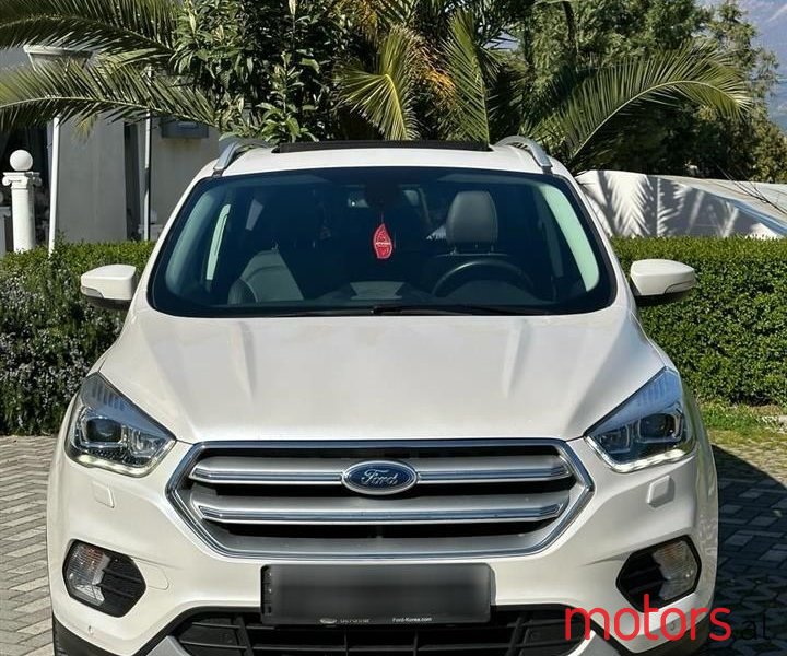 2017' Ford Kuga photo #2