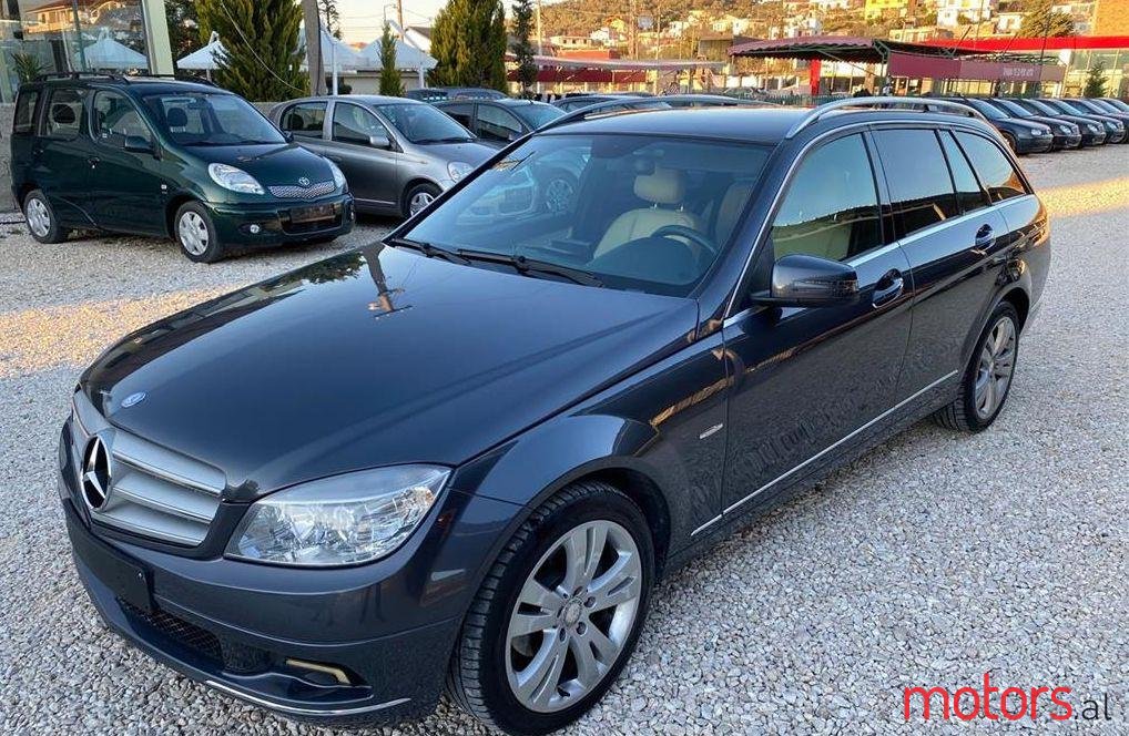 2010' Mercedes-Benz C 200 photo #1