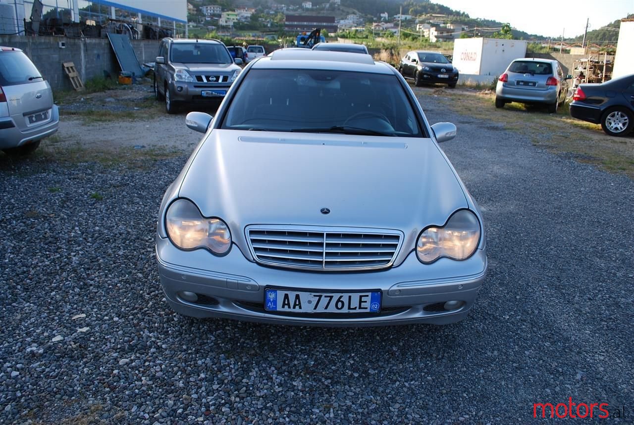2001' Mercedes-Benz C 220 photo #4