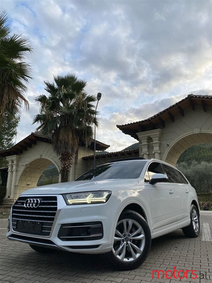 2016' Audi Q7 photo #4