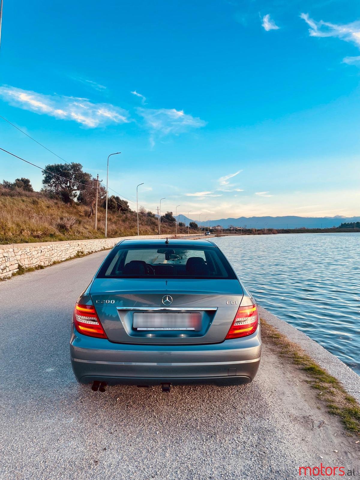 2012' Mercedes-Benz C 200 CDI photo #6