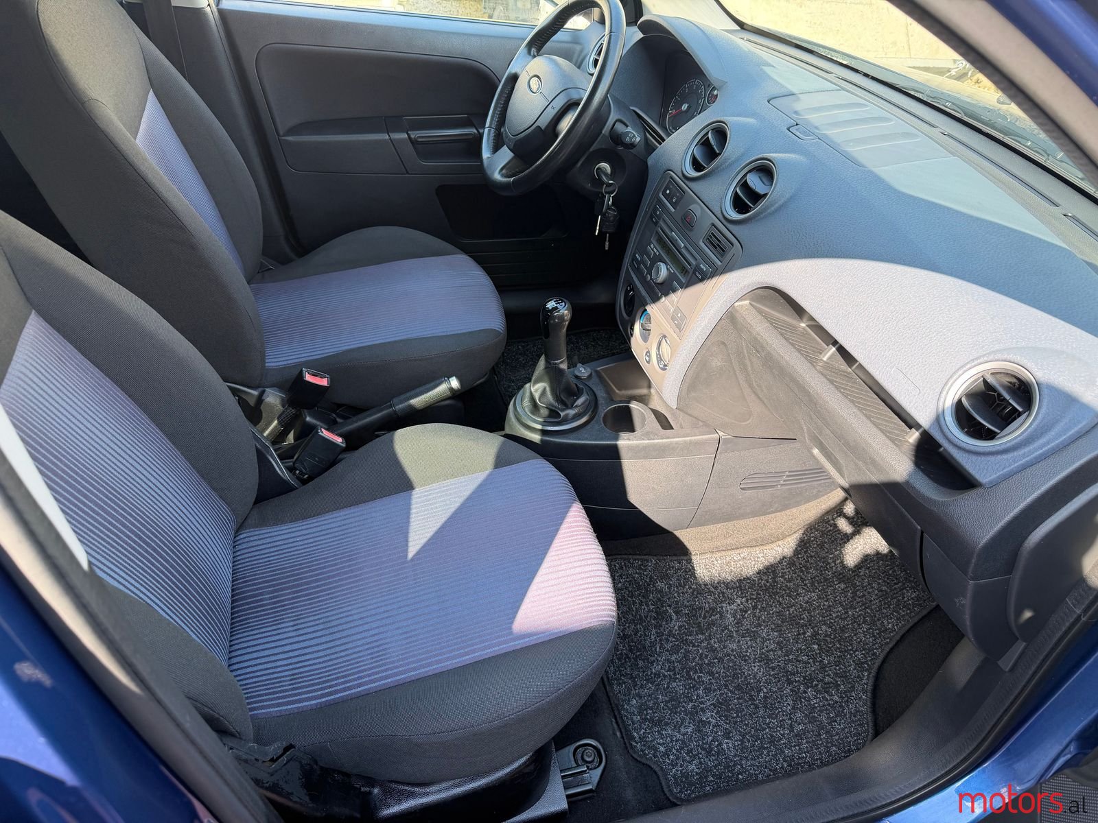 2006' Ford Fusion photo #2