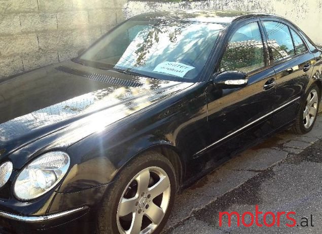 2005' Mercedes-Benz E-Class photo #1