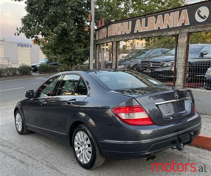 2009' Mercedes-Benz C 200 photo #3