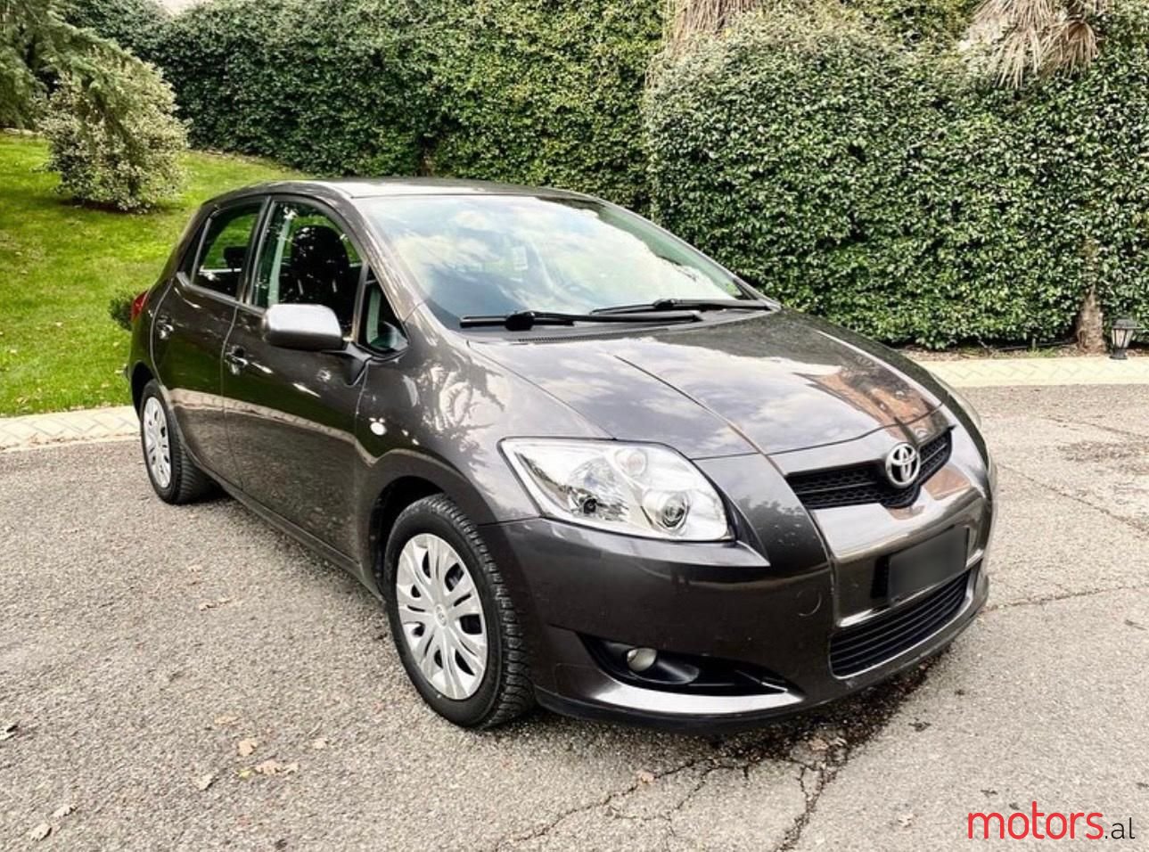 2008' Toyota Auris photo #1
