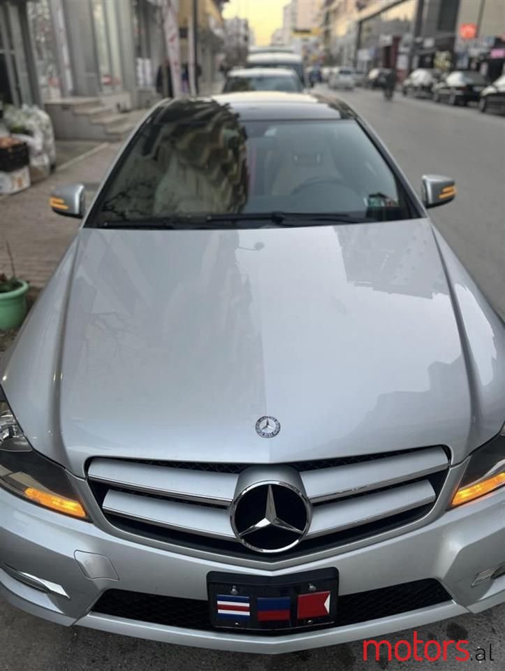 2013' Mercedes-Benz C 250 photo #6