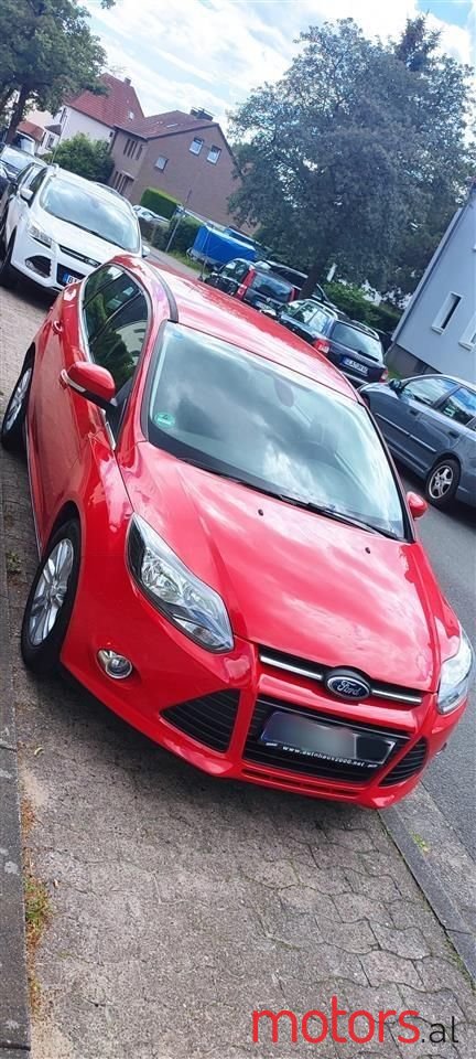 2012' Ford Focus photo #2