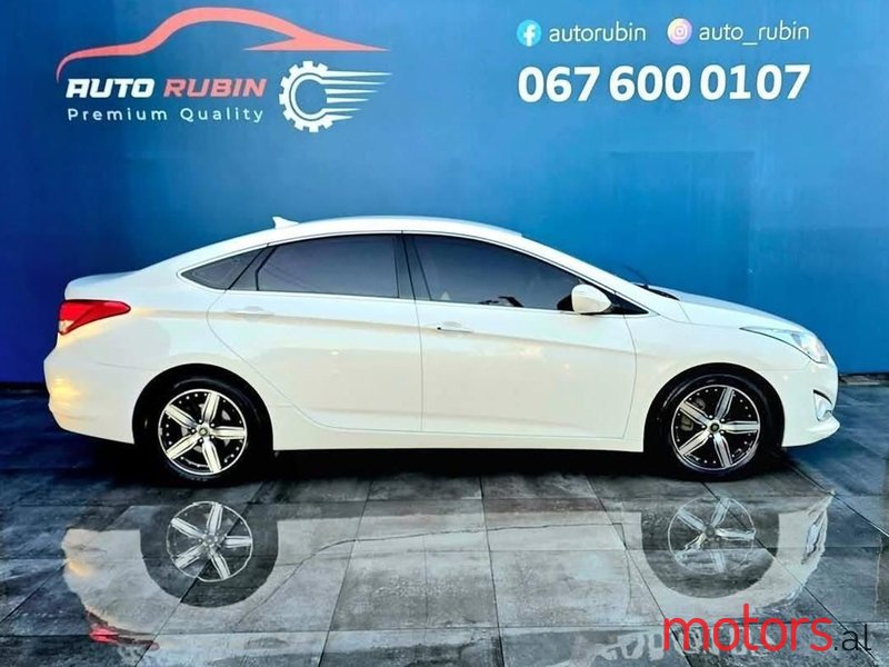 2013' Hyundai i40 photo #6