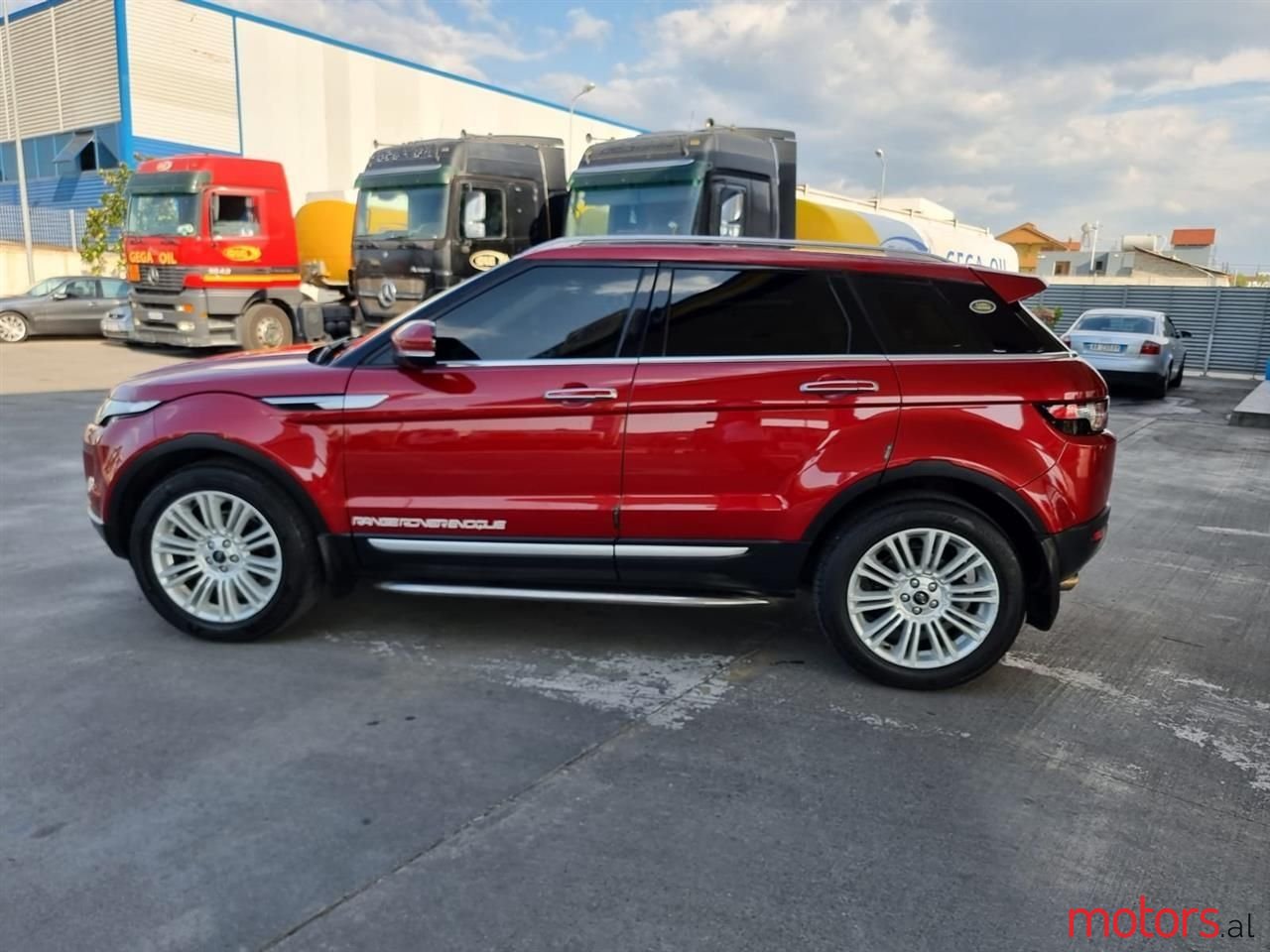 2013' Land Rover Range Rover Evoque photo #3