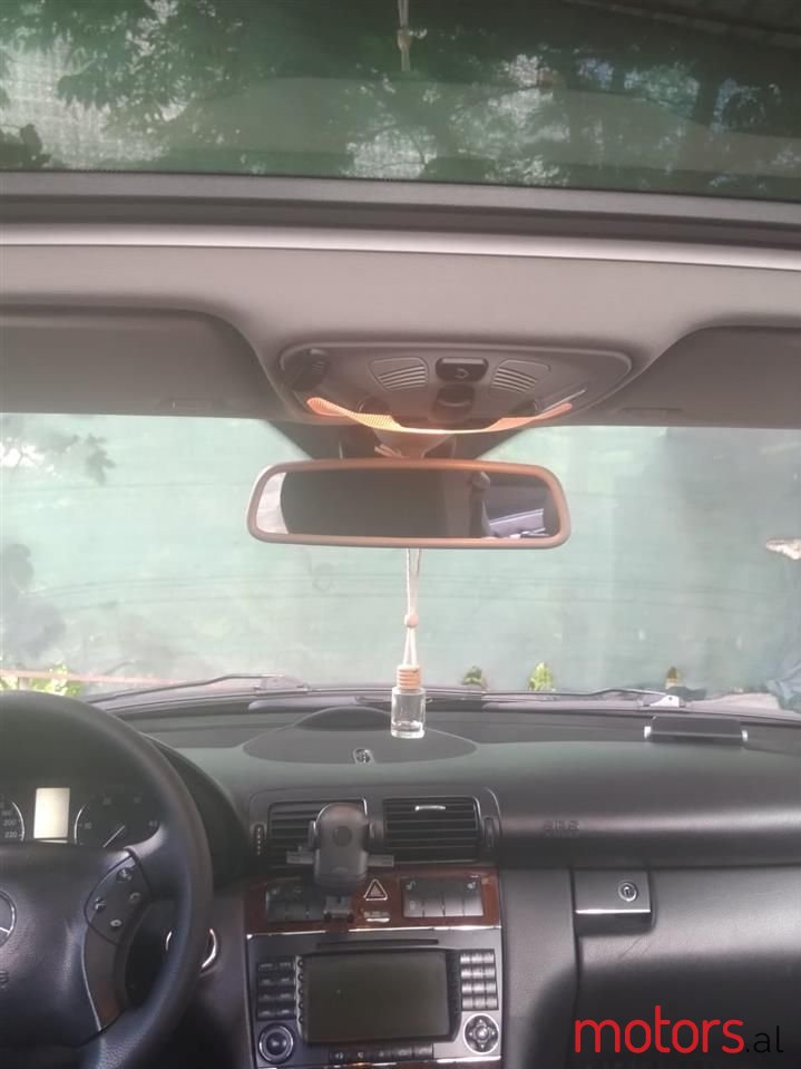 2007' Mercedes-Benz 220 photo #6