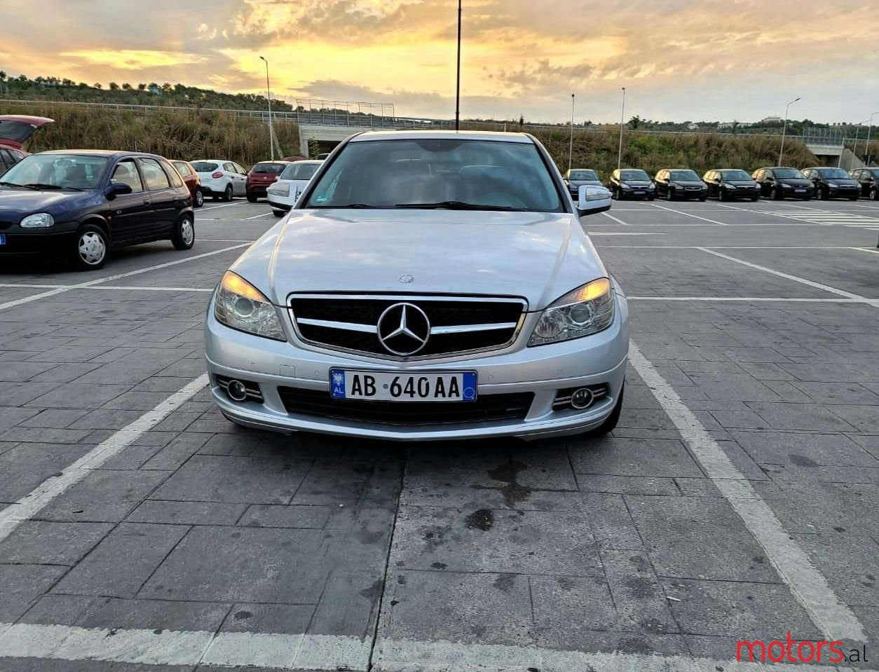 2007' Mercedes-Benz 220 photo #2