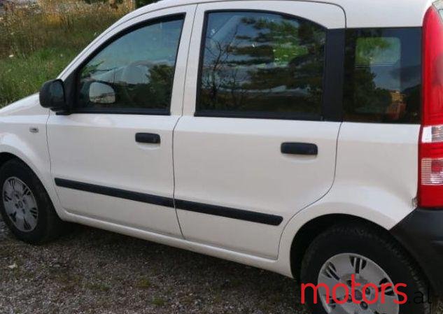 2010' Fiat Panda photo #1