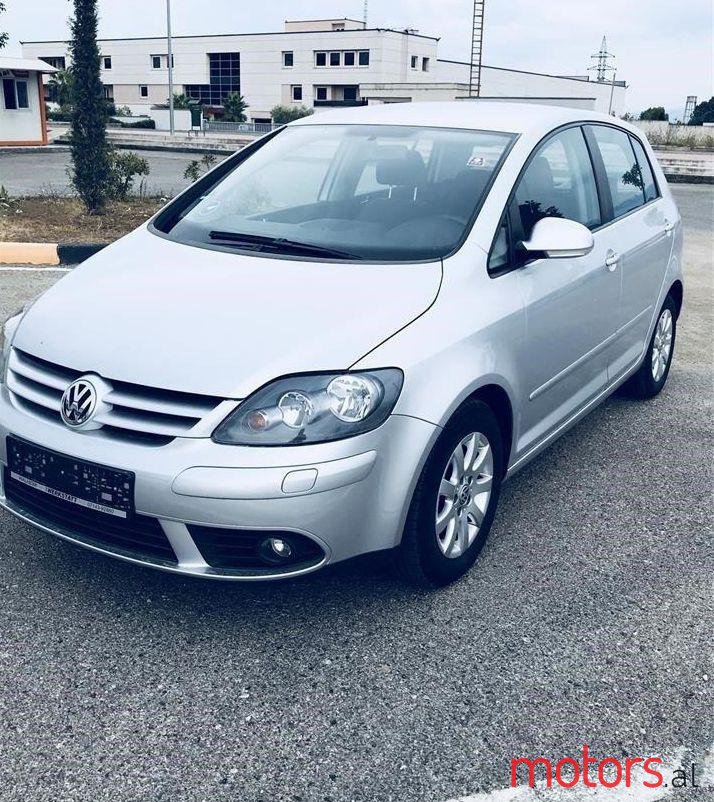 2005' Volkswagen Golf Plus photo #2