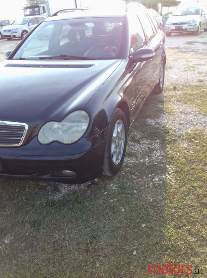 2003' Mercedes-Benz C-Class photo #3
