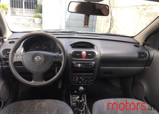 2001' Opel Corsa photo #1