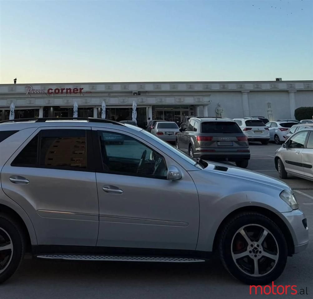 2007' Mercedes-Benz ML 320 photo #6