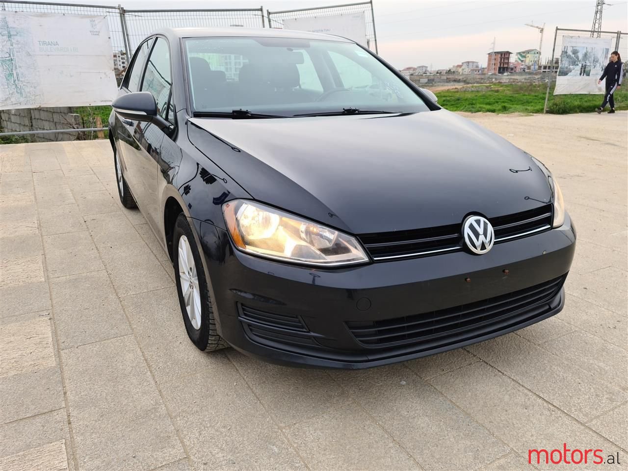 2015' Volkswagen Golf photo #2