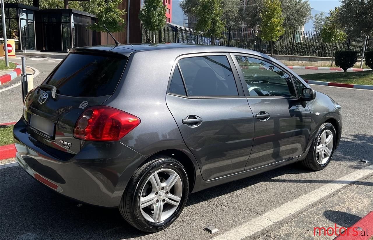 2008' Toyota Auris photo #6