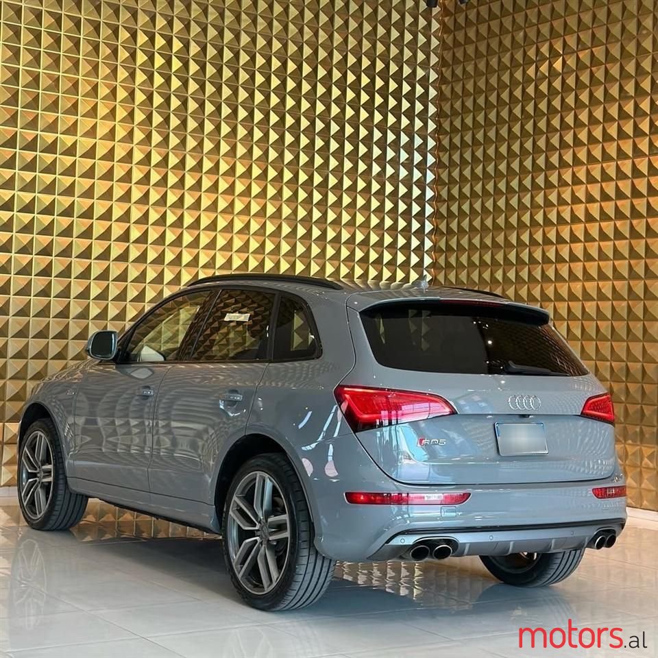 2015' Audi SQ5 photo #3