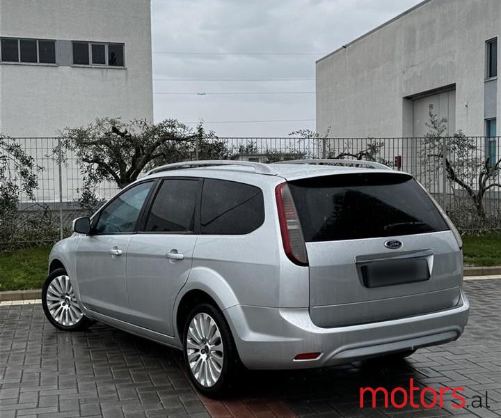 2008' Ford Focus photo #3