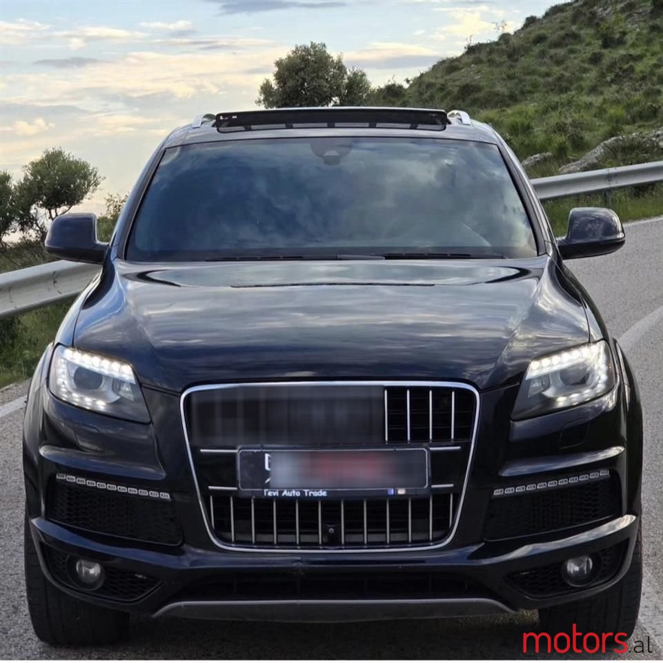 2015' Audi Q7 photo #5